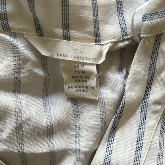 💙H&M Maternity Surplice-Neck Tunic Top 🩵🤍💙 - Picture 5 of 9